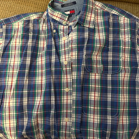 Brand name shirts most never been worn. Very good condition, smoke free home. - Picture 6 of 9